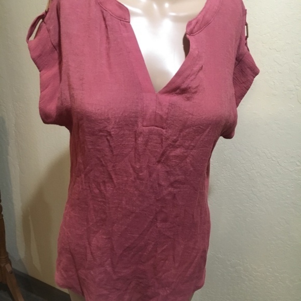 PerSeption Concept Mauve V-Neck Blouse gold decor